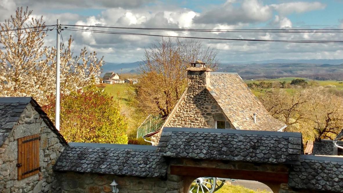 Gite Lo Soulenquo à Fonteilles Golinhac Esterno foto